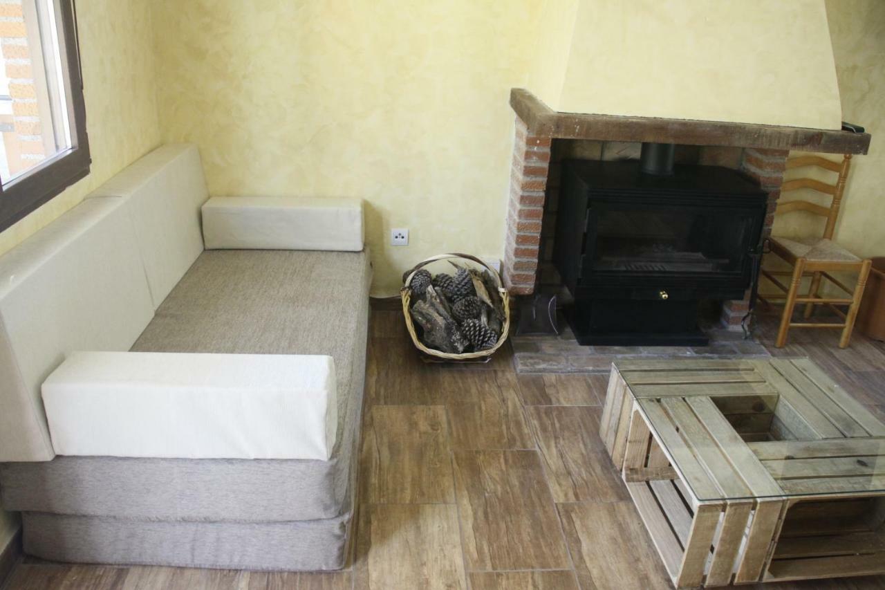 Casa Rural Las Pegueras Ávila Eksteriør bilde